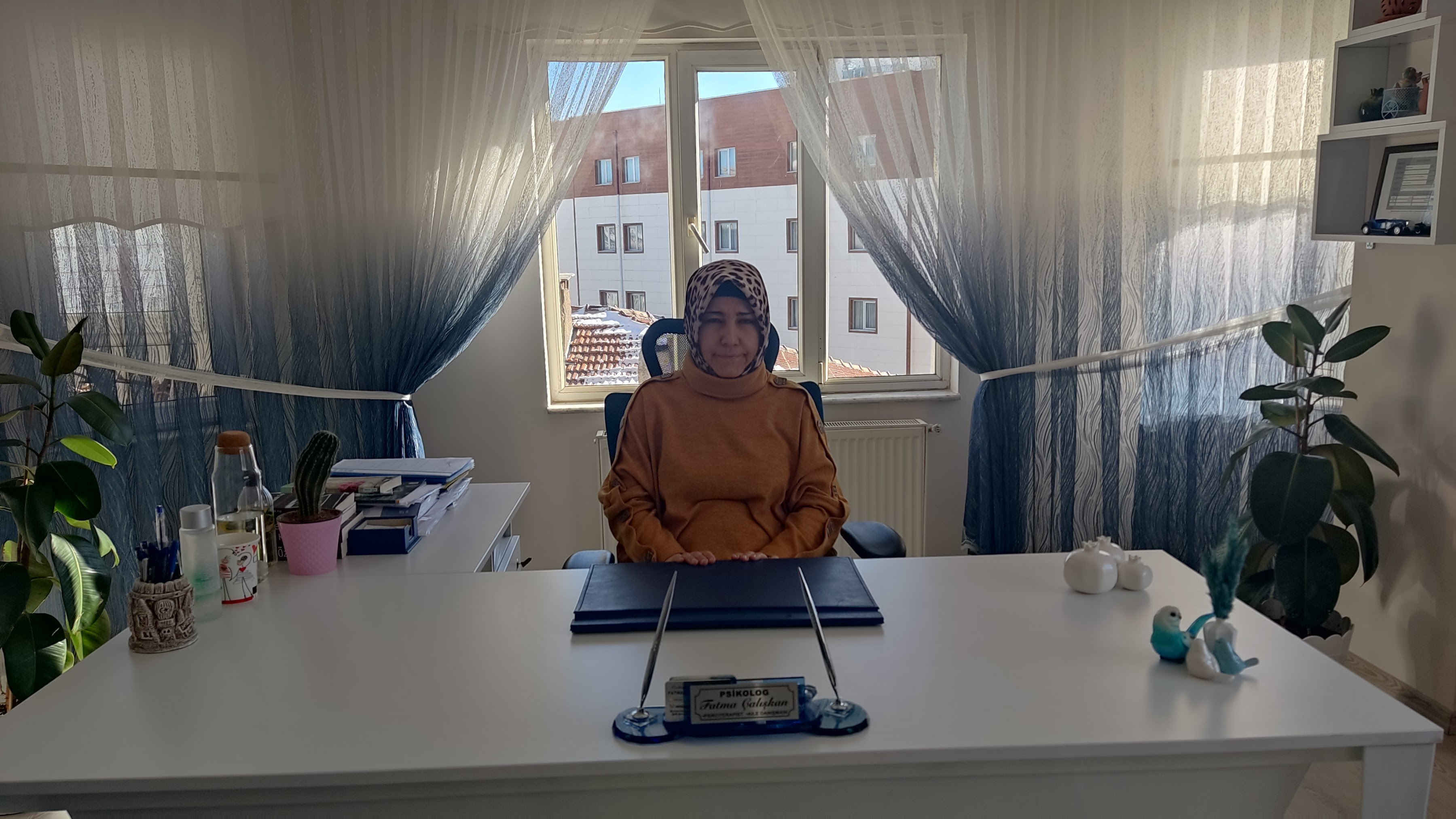 Fatma Çalışkan logo