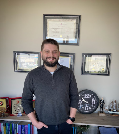 Mert Pırıldar logo